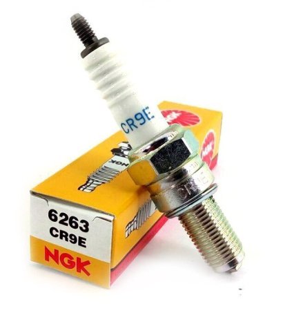 Свеча зажигания NGK CR9E