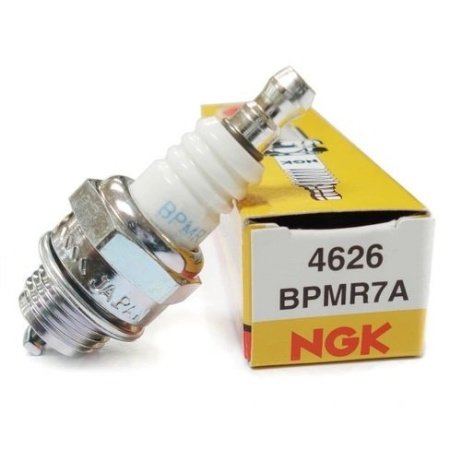 Свеча зажигания NGK BPMR7A (бензопилы/мотокосы)