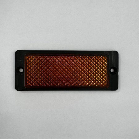 Световозвращатель с отверстиями желтый 201.3731-00